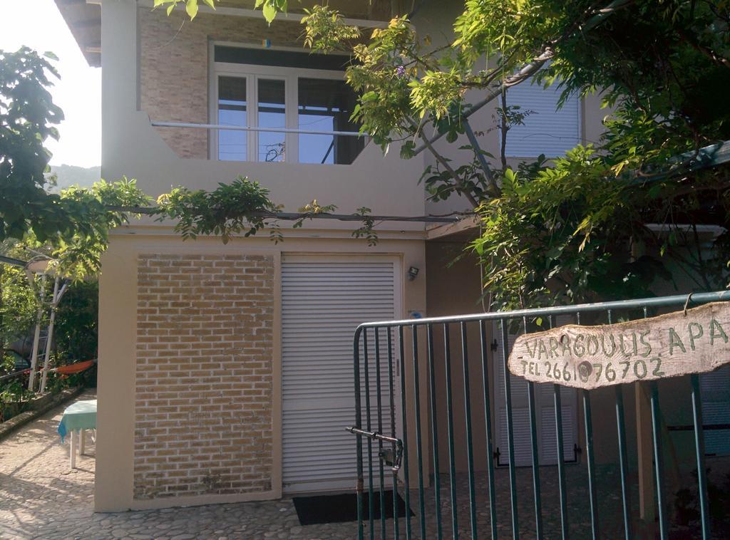 Varagoulis Giannis & Lenas Apartments Paramonas  Екстериор снимка